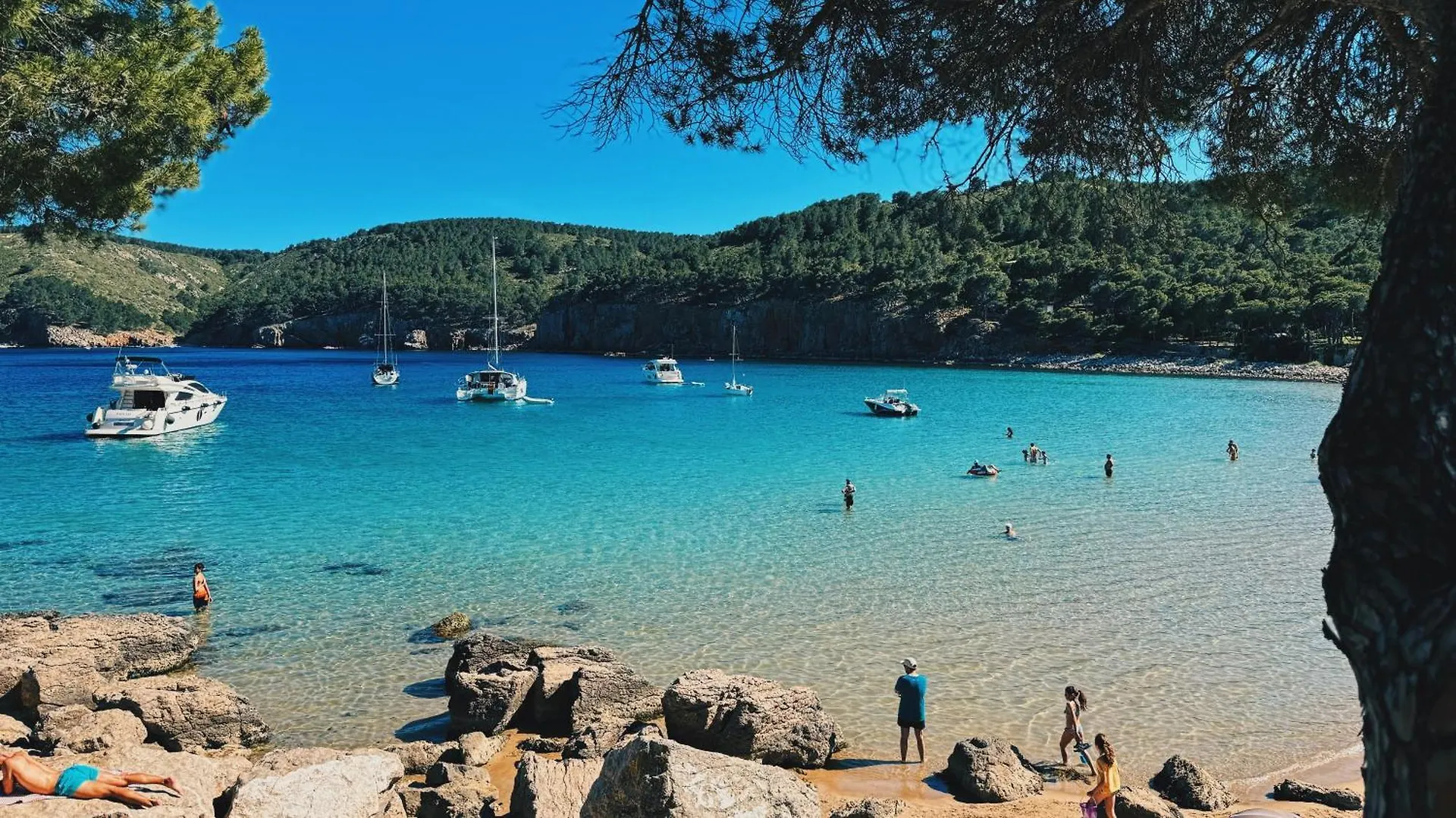 L' Escala Can Romy Appartement T3 B - A 20M De La Plage De Cala Montgo